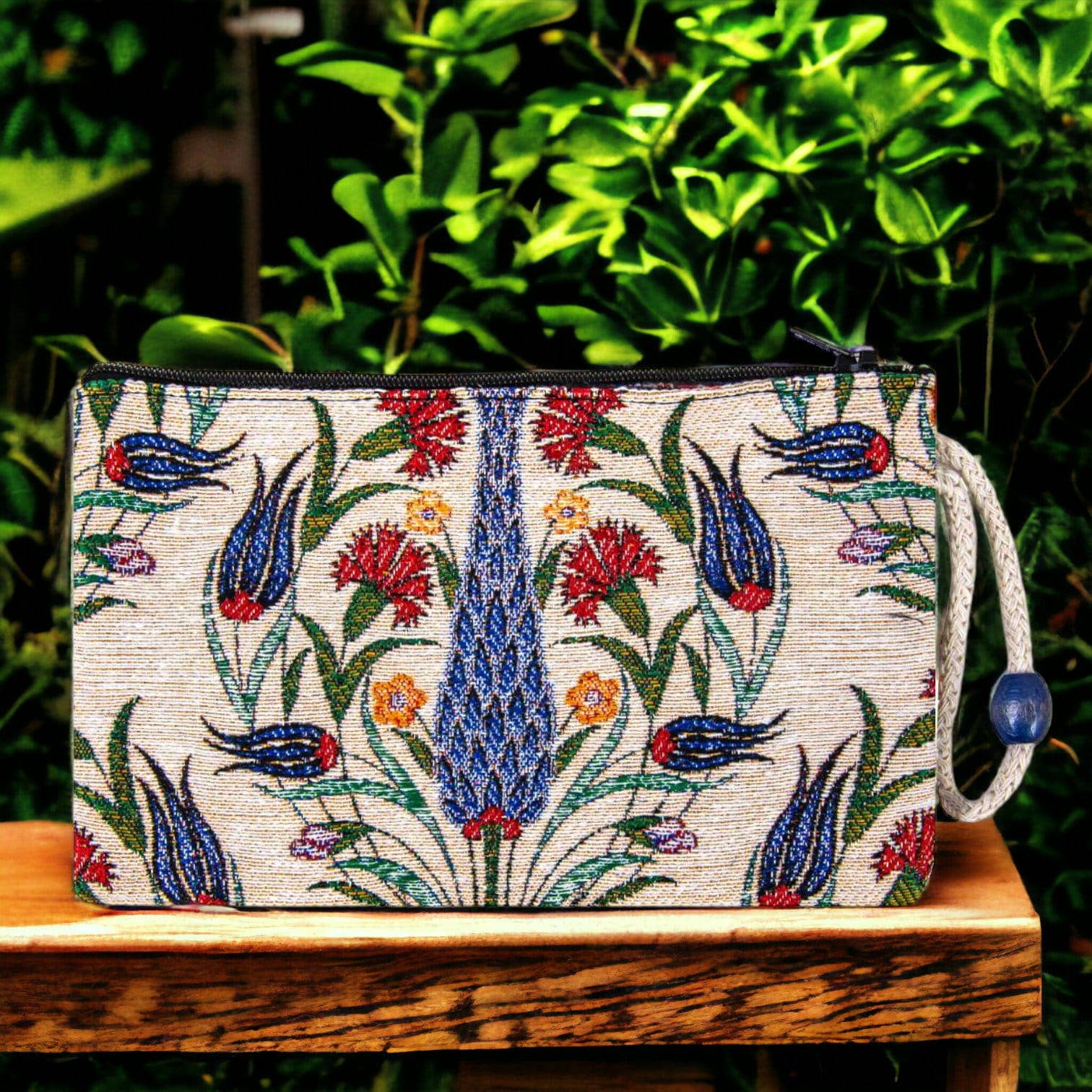 Auténtico bolso de mano de tela kilim con diseño de tulipanes