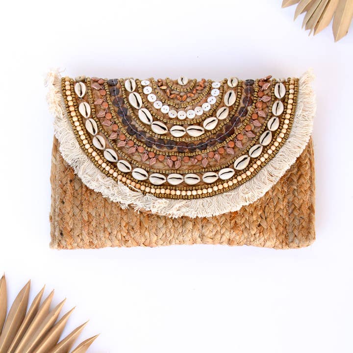 Natural Beach Party Shell Clutch for wholesale on Faire