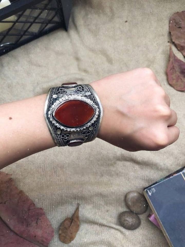 Antique Cuff Bracelet With Glass Stone for wholesale by vintarust