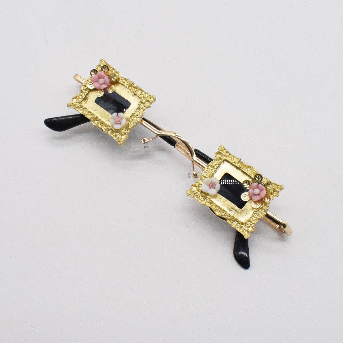 SALINA TRADING INC - Wholesale Sunglasses - Women's - Distinctive Emerald Rhinestone Crystal Punk Sunglasses2