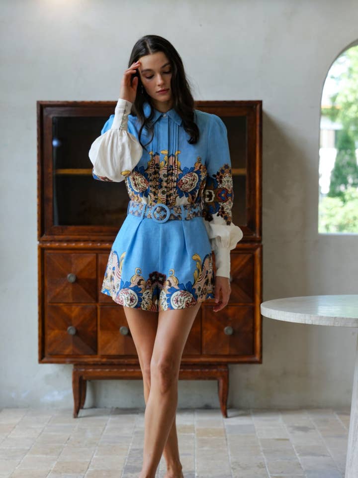 PANTALONES CORTOS DE LINO CON CINTURÓN EVELYN para venta al por mayor de WE ARE KINDRED