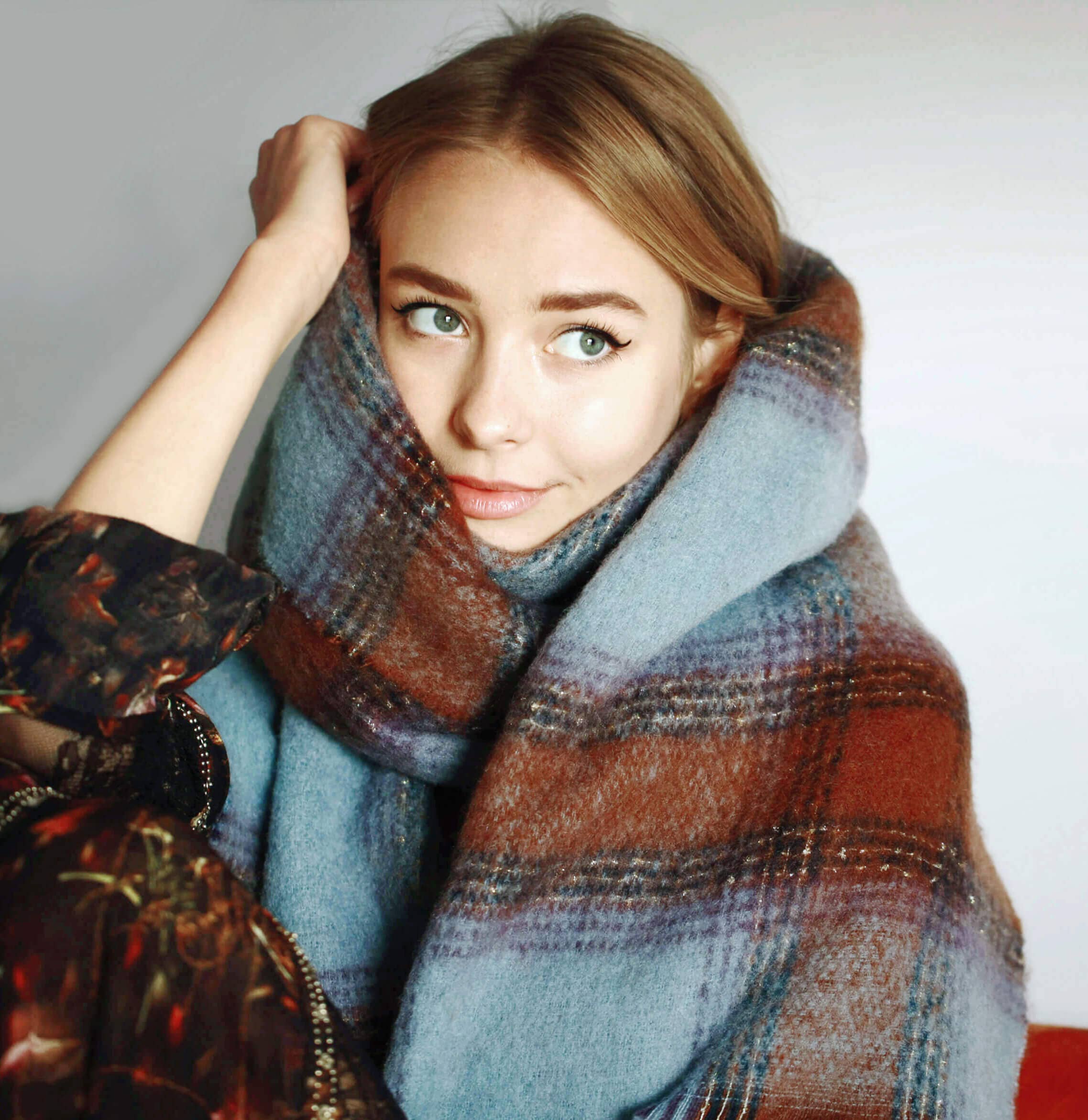 Studio Hop - Vente Écharpe – femme - Écharpe à carreaux dorés scintillants10