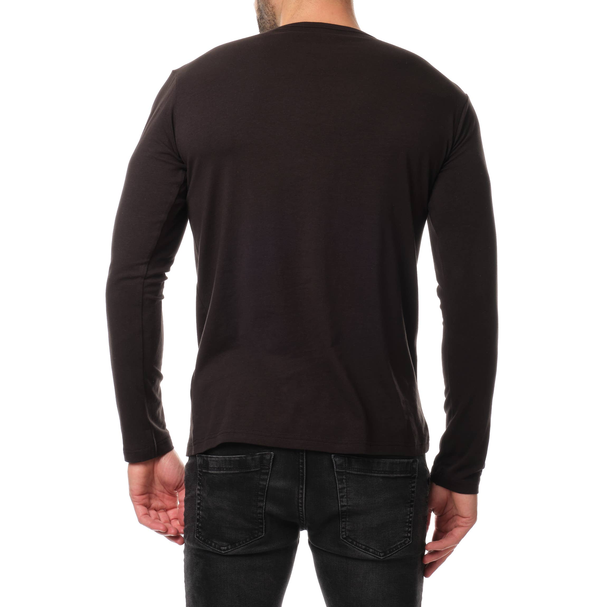 Men's plain black long sleeve t-shirt for wholesale on Faire1