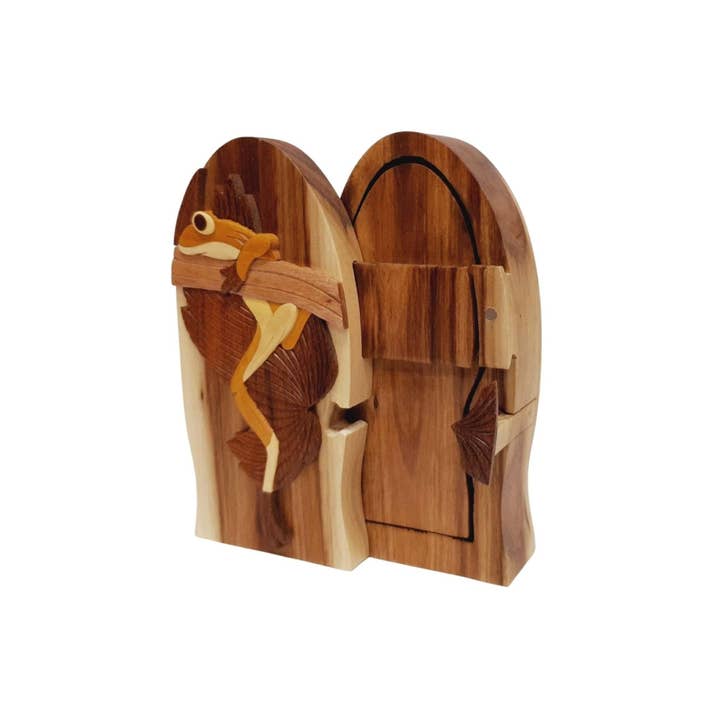 Karving Studio - Wholesale Decorative Box - Hanging Tree Frog - Hand Carved Keepsake Gift Box