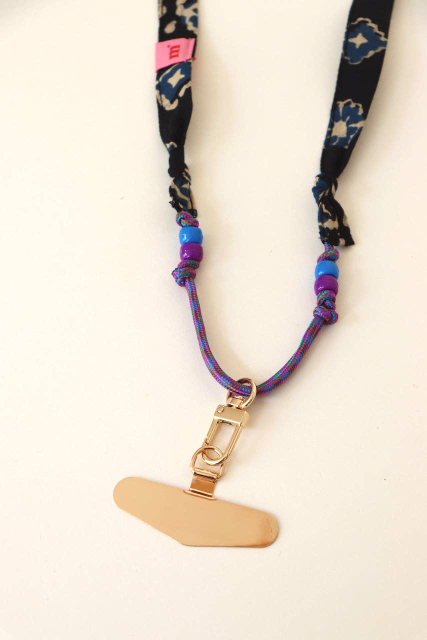 Maho - Wholesale Phonecase Strap - César Black Flowers7