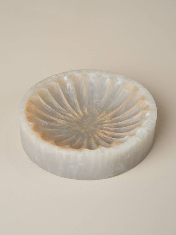 Plato de Resina de Flujo | Concha para venta al por mayor de Saardé