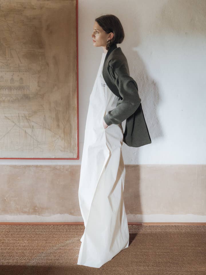 Lèmme - Wholesale Hoodie - Women's - Lambswool Cropped Hoodie10