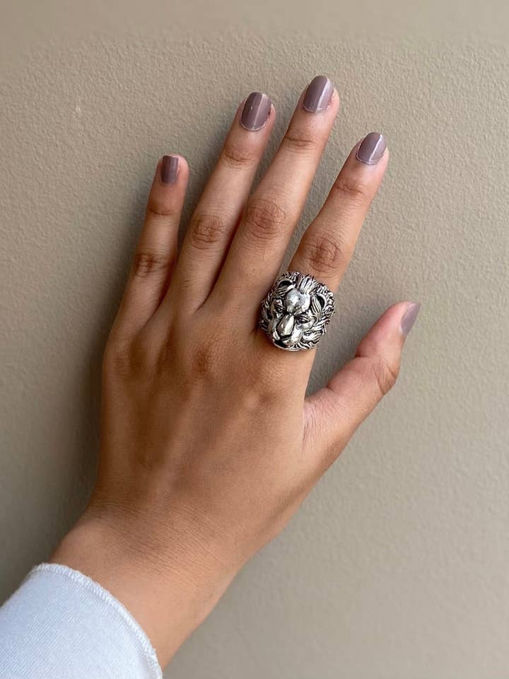 Lion Ring for wholesale by Urbiana