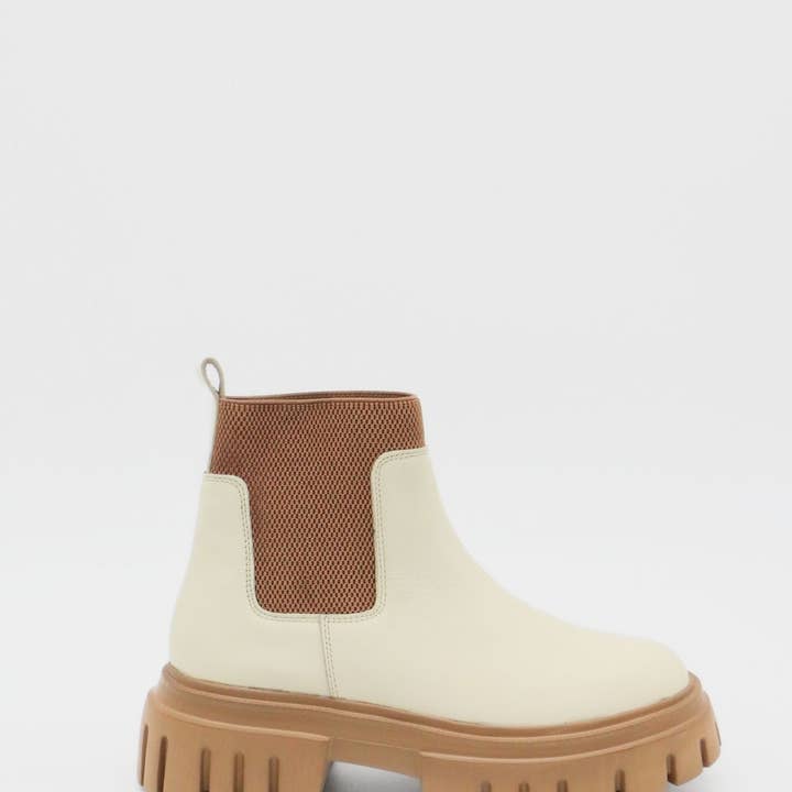 Marfim Botas Chelsea de plataforma em pele marfim para mulher para venda a revendedores na Faire