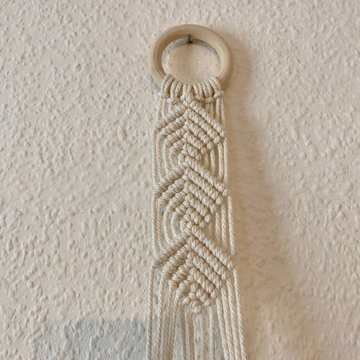 Luna Crafts - Vendita all'ingrosso Fioriere a sospensione - Appendiabiti da parete in macramè - seashell bianco
