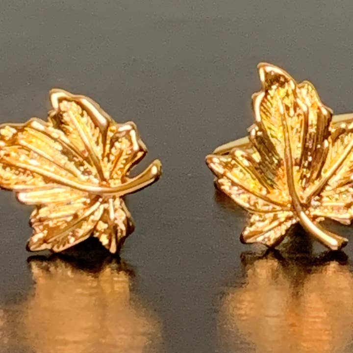 Boutons de manchette Canadian Gentleman pour la vente par Gentleman Rogue