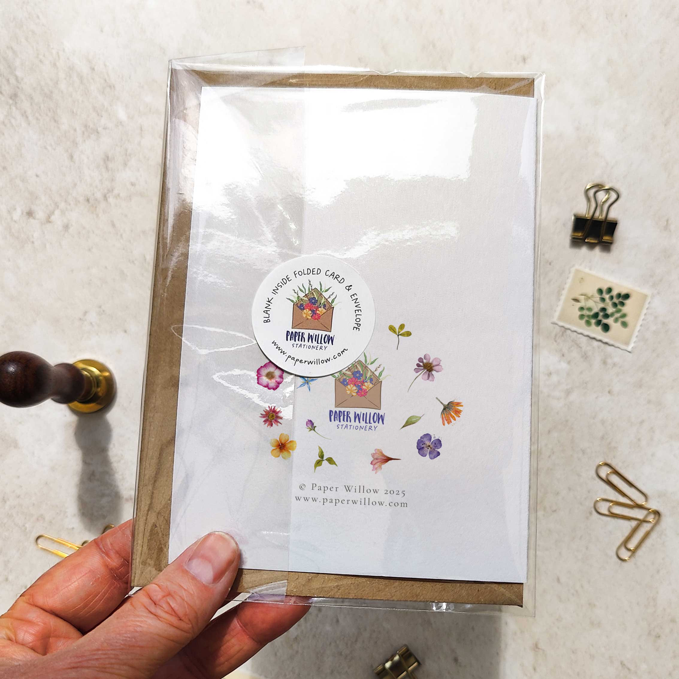 Paper Willow – wholesale Everyday greeting card – Pressed Wildflowers Folded Note Card and Envelope1