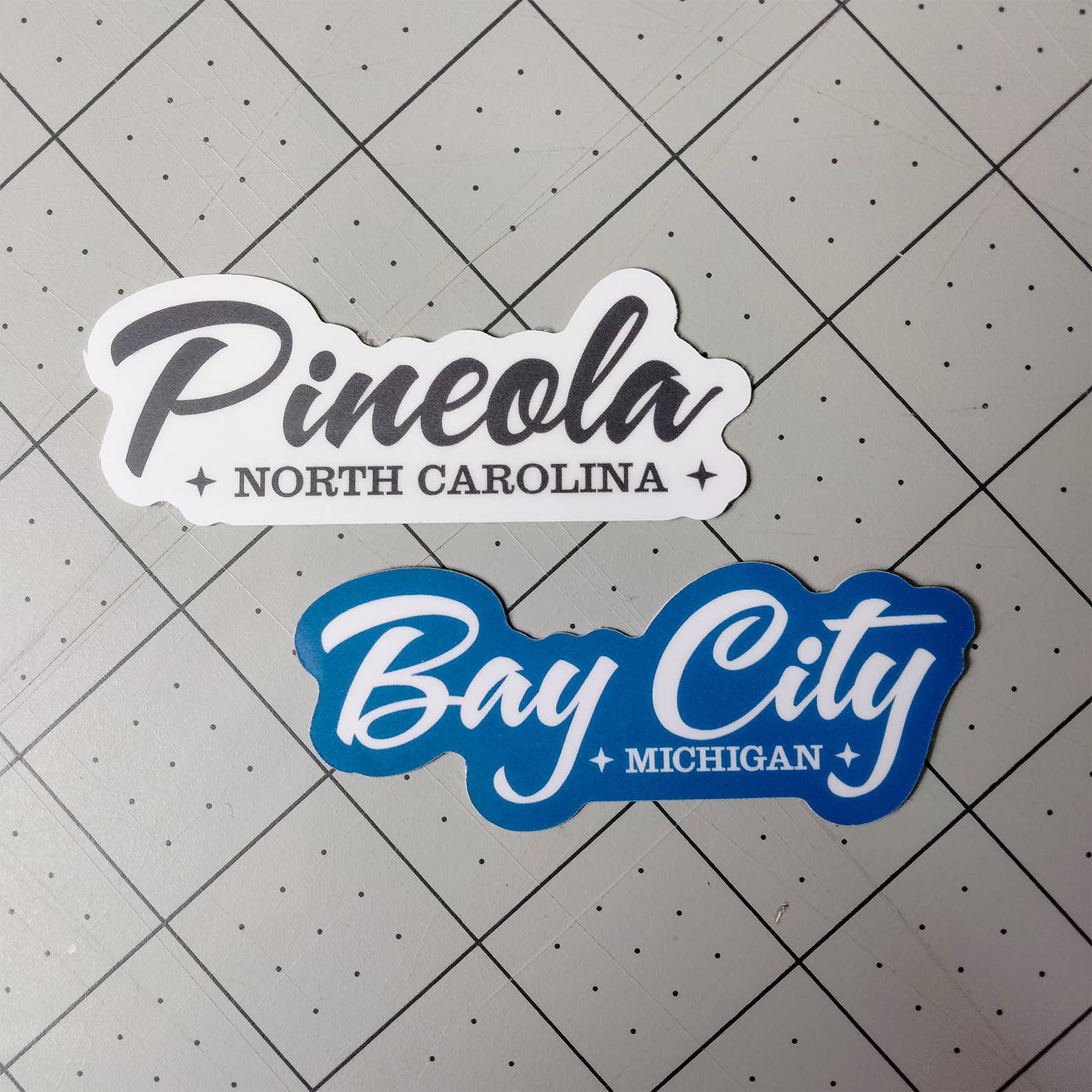 Skylark Printing - Wholesale Sticker - Script Souvenir Sticker with Your City, Text, and Colors3