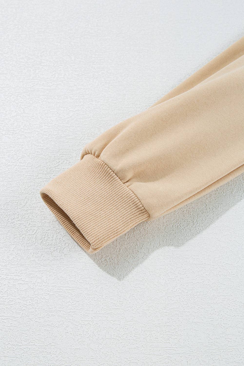 Suhkasana – Conjuntos Casual - Mulher por atacado – Pulôver com acento listrado e shorts conjunto casual de duas peças5