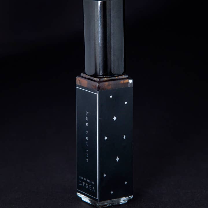 Lvnea Perfume - Wholesale Perfume/Eau de Toilette - FEU FOLLET| 8ml Eau de Parfum | woodsmoke, balsam, leather