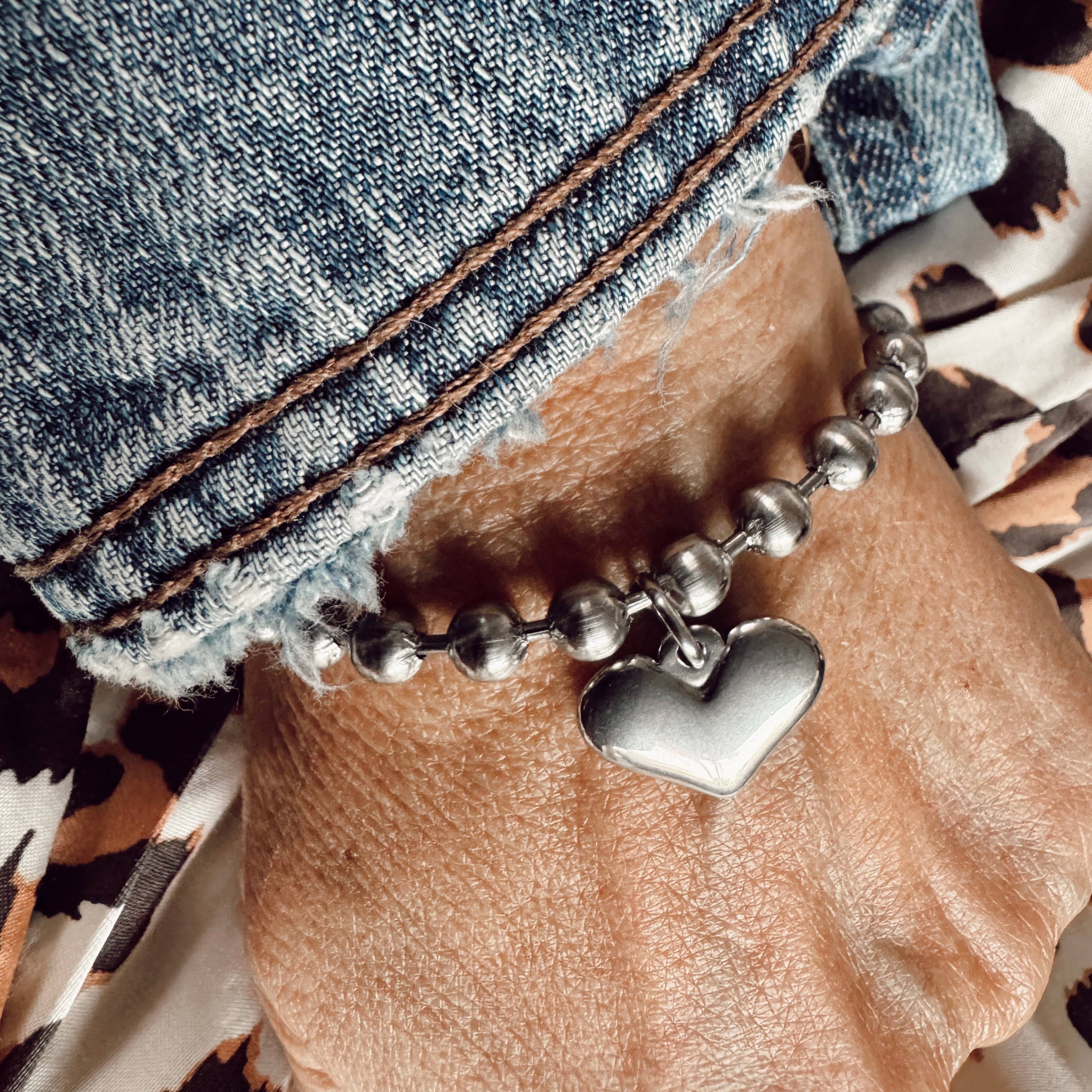 Sosobella Designs - Wholesale Charm/Dangle Bracelet - Stainless Steel Heart Charm Bracelet 4