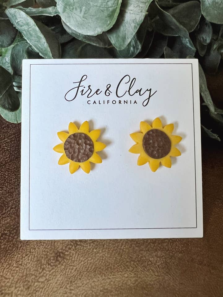 Stud girasole per la vendita all'ingrosso da parte di Fire & Clay