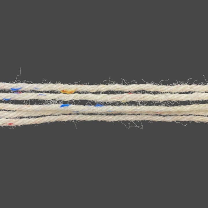 Rooster Yarns – Engroshandel Garn – Ufarvet garn: Donegal Tweed DK Strikkegarn