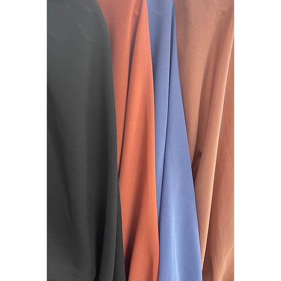 Curve Market - Vendita all'ingrosso Camicetta - Donna - TOP CORTO CON CRAVATTA FRONTALE TAGLIE FORTI2