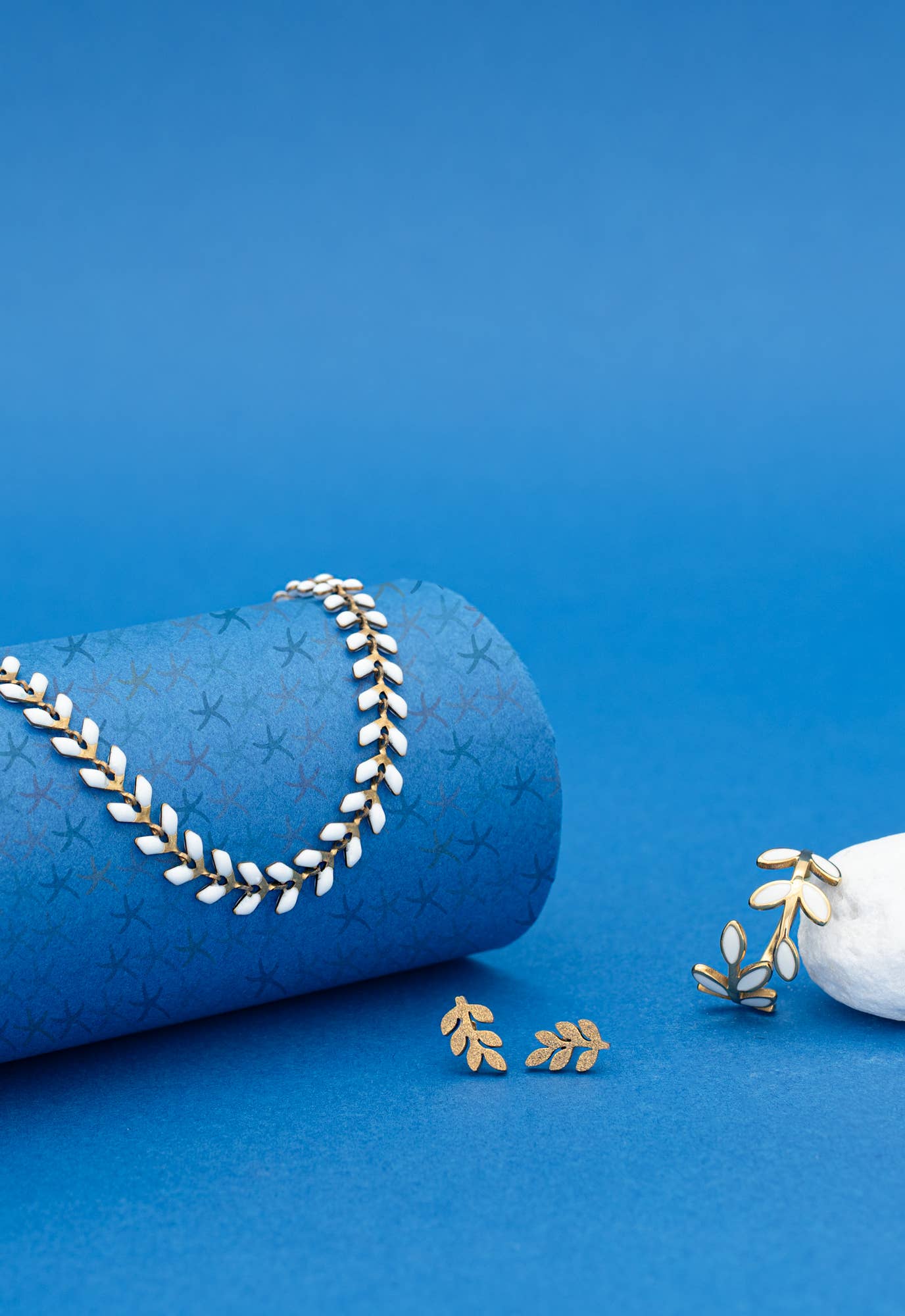 Starfish Project, Inc – Brincos de pino por atacado – Brincos Frosted Rowen Stud3