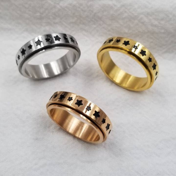 Minimalist Star Anxiety Spinner Ring - Sizes 6-12 for wholesale by ENA Jewelry