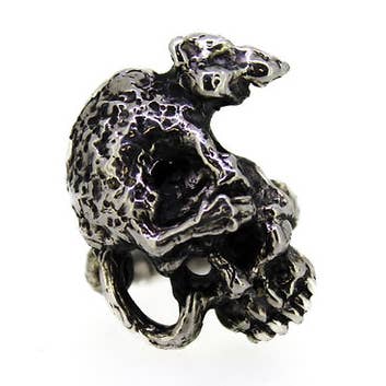 Anillo con calavera y un amiguito para venta al por mayor de Alberto Gallinari