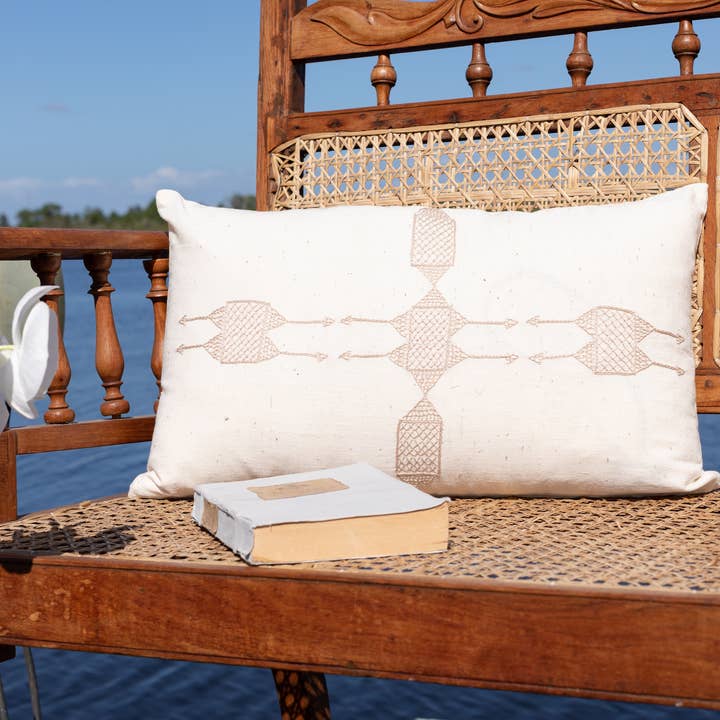 Kissenbezug aus Baumwoll-Raffia in Muscheloptik für den Großhandel von Alamwar