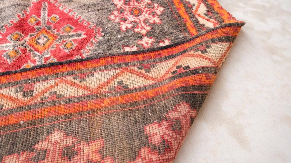 bazarifinagh - Wholesale Area Rug - Black Vintage Moroccan rug made from wool 4x10ft6