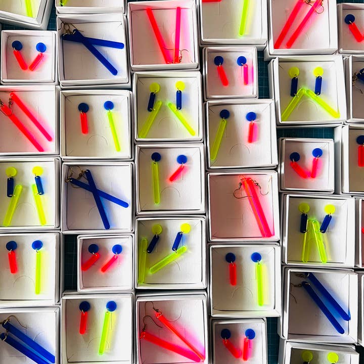 Niemalsmehrohne - Wholesale Dangle Earrings - Never Mehrohne x Kunstmuseum Basel Edition - Neon Lights 4