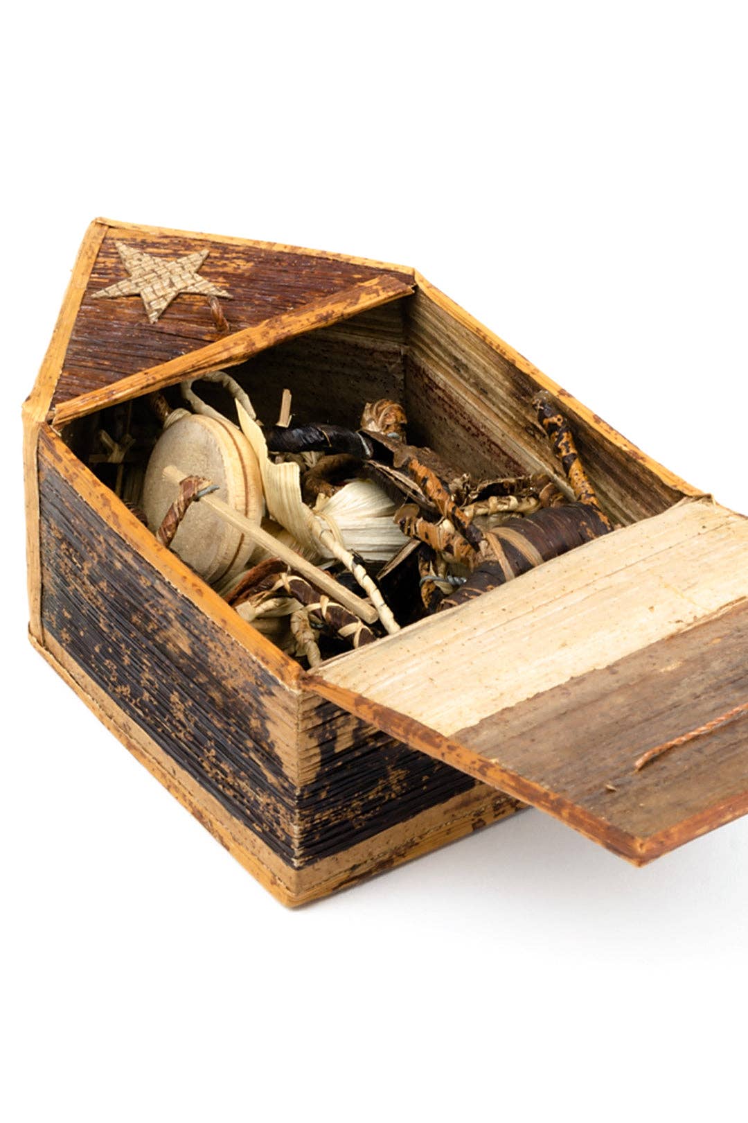 African Modern - Wholesale Nativity Scene Decor - Banana Fiber Single Door Stable Nativity5