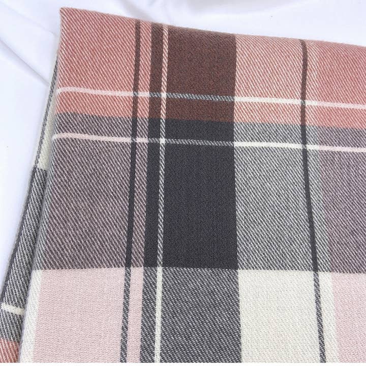 ACCITY - Wholesale Scarf - Women's - Plaid Tassel Scarf for Women - Retro Winter Warmth_CWASC145417