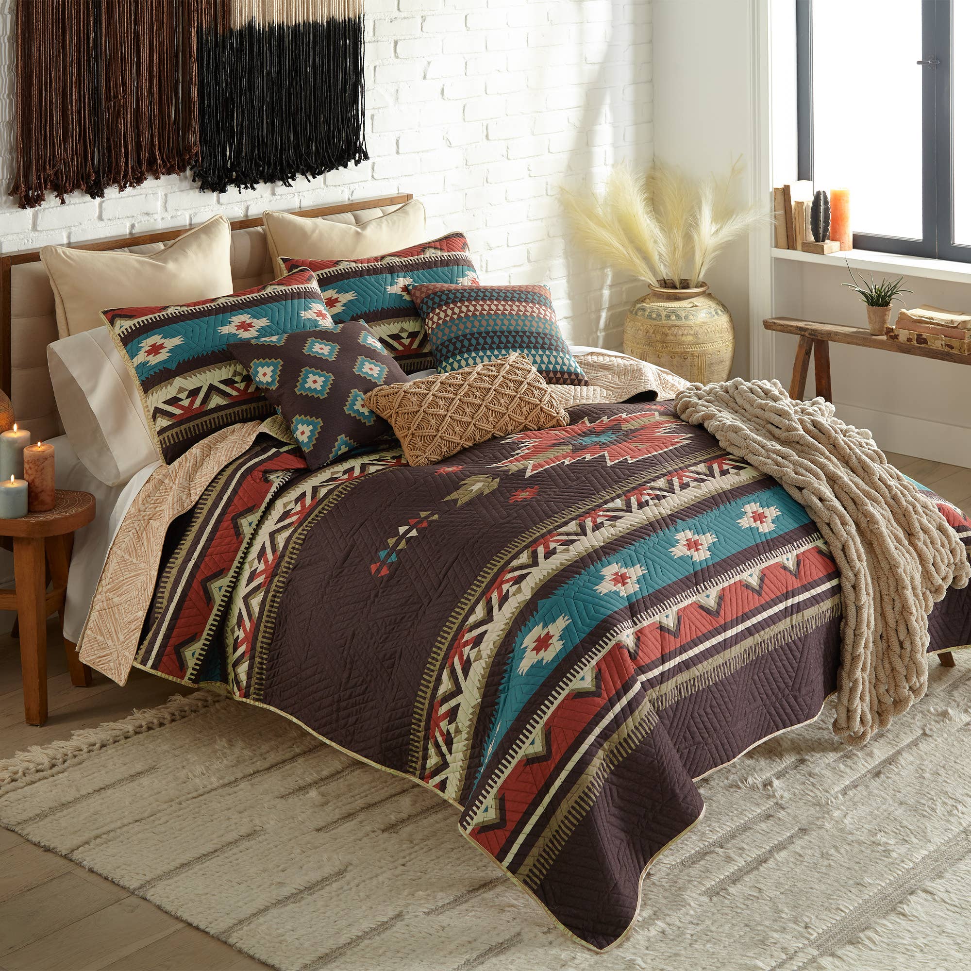 Donna Sharp - Wholesale Bedding Set - Mahogany Desert Polyester Quilt Collection2