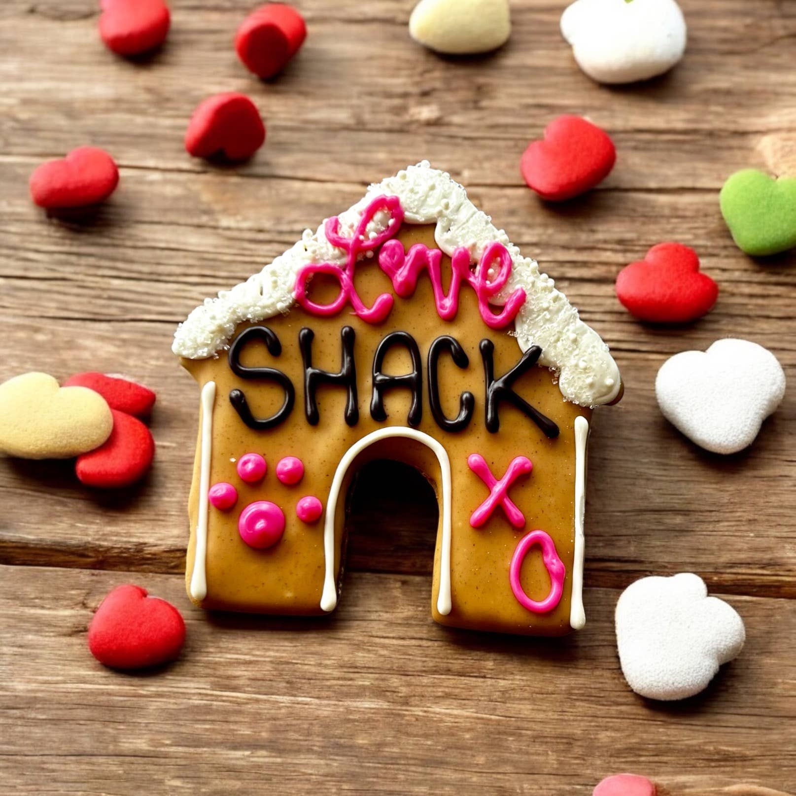 YumYum4DOGS - Wholesale Pet Treats - Dog - Love Shack Valentine dog treats