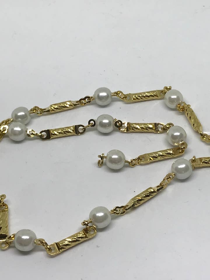 24KT Gold Filled 3mm Permanent Jewelry Chain w/ 4mm Pearls for wholesale by Dye Krazy