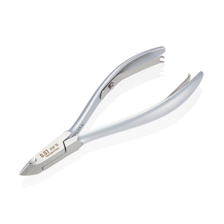 KEM NGHIA Nagelriemtangen D07 voor wholesale door Care Corner Boutique