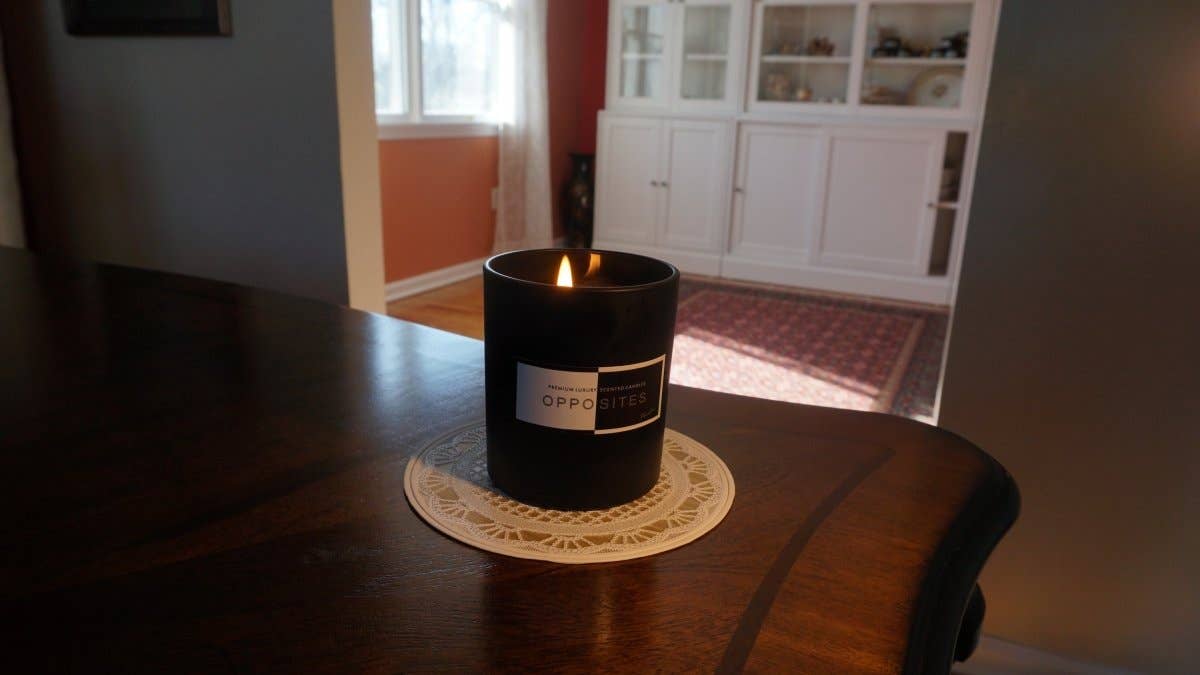 Nairu - A Wellness Boutique - Wholesale Jar/Filled Candle - OPPOSITES: Soy Wax Scented Candle1