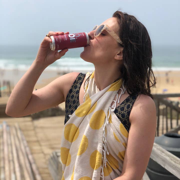 Miss Vicky Wine – Großhandel Rotwein – O JOY die Dose Rotwein (AOC Fleurie)4