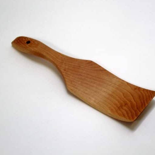 2-3/4" Maple Curved Spatula Bee's Oil Finish for wholesale by Holland Bowl Mill