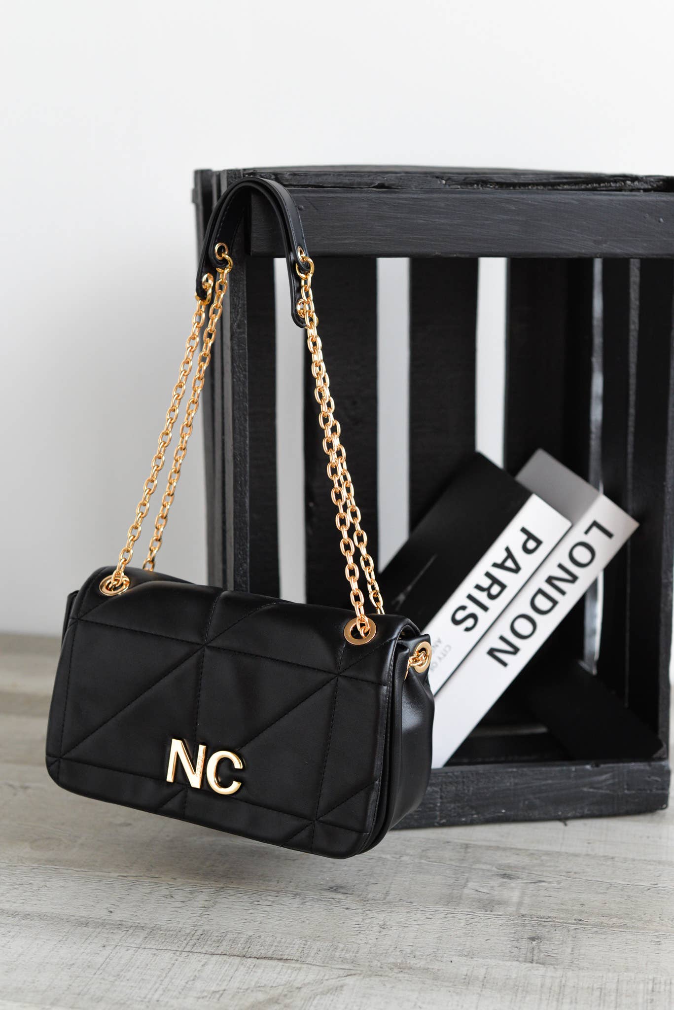 NOCO - Vente Sac porté épaule – femme - Sacoche Rabat Cuir Végétalien NC Cousu Noir1