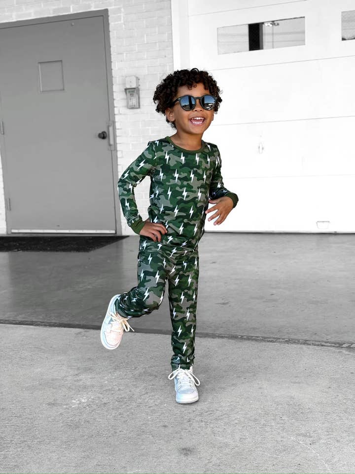 Lucky Panda Kids - Wholesale Sleepwear Set - Kids - Bamboo Two Piece Set | Green Camo Bolts2