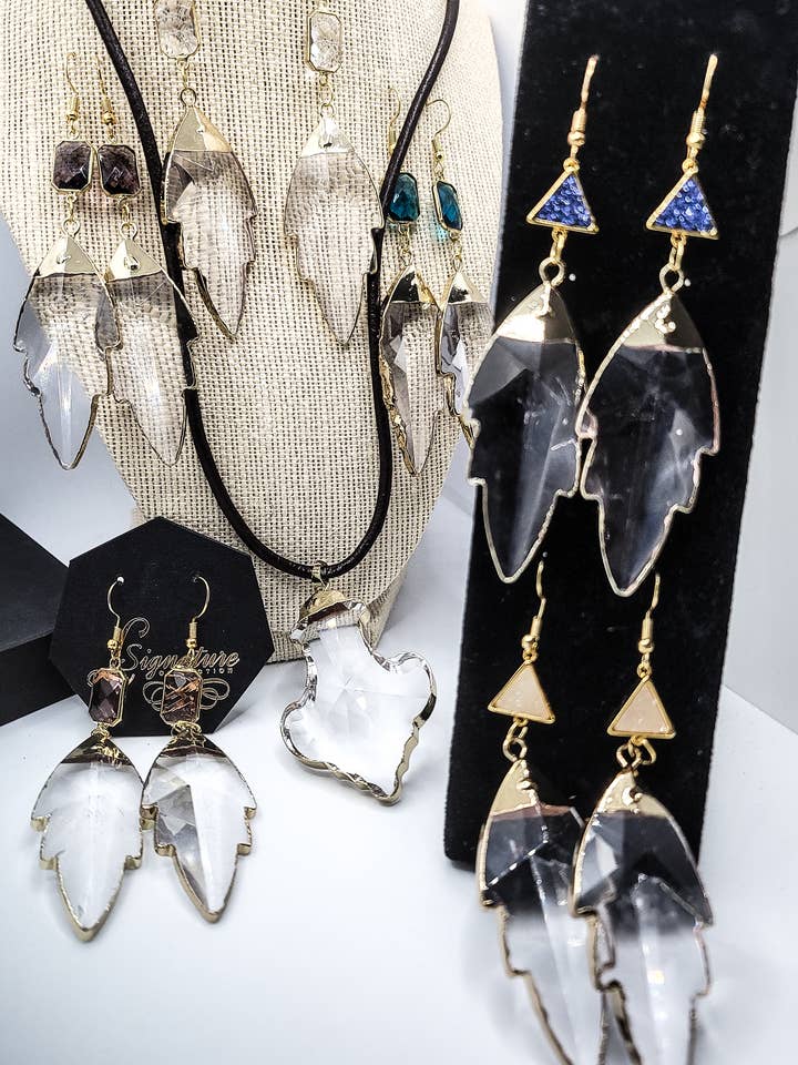 Boucles d'oreilles « en forme de feuille » en quartz clair pour la vente par L. Styles, LLC