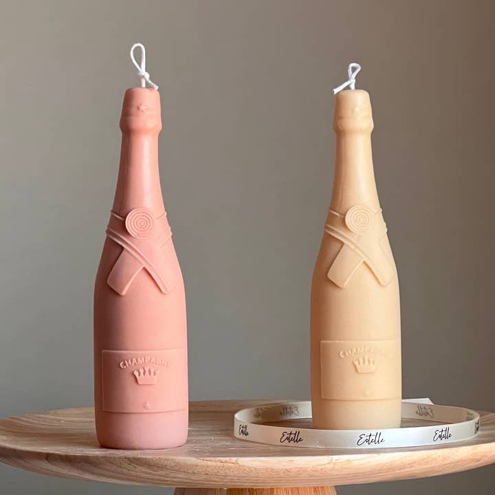 Bougie Bouteille de Champagne : Bougie Pilier Décorative en Soja pour la vente par Estelle Studio