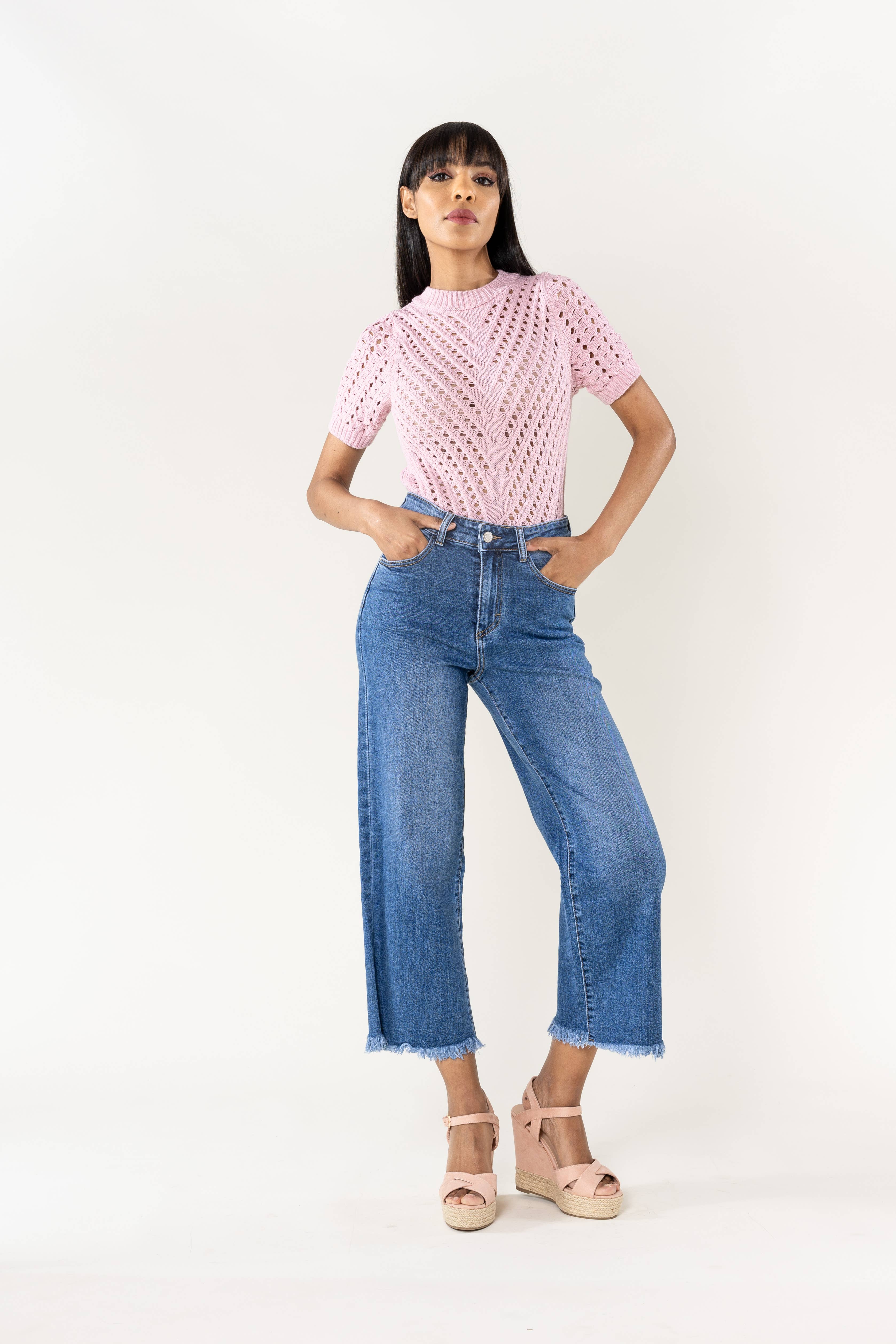 Nina Carter – Engroshandel Jeans - Dame – Nina Carter flare cropped jeans med frynset kant og stretch9