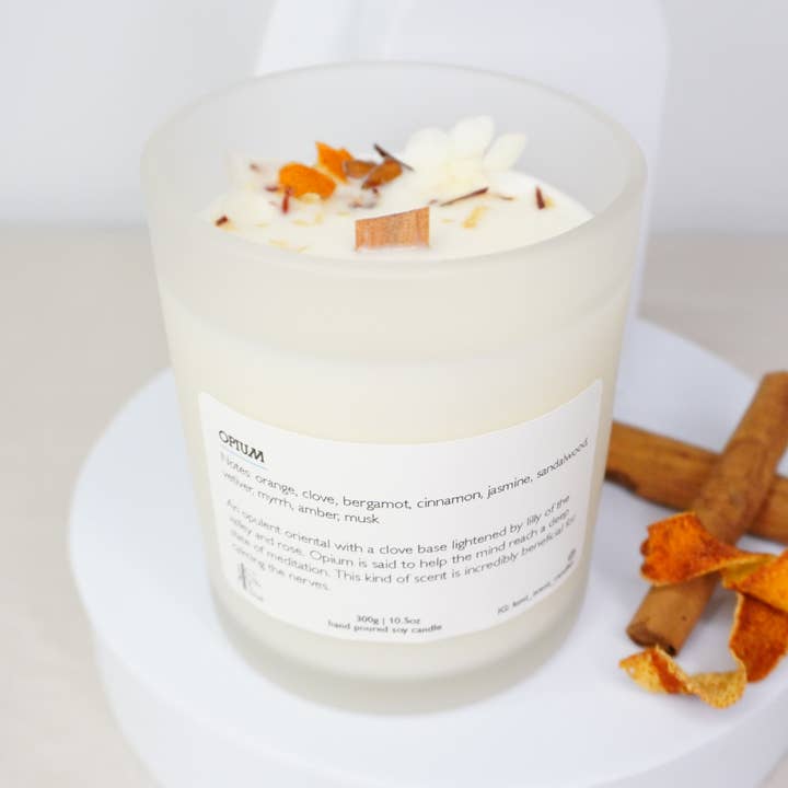 Opium pour la vente par Lumi Scent Candles