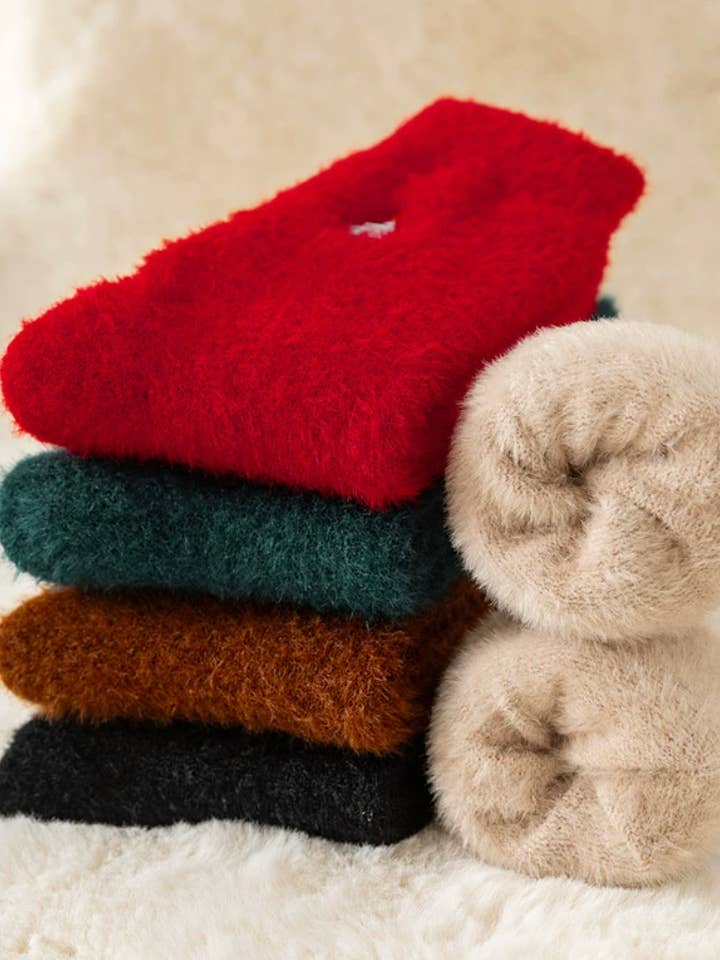 LoveLina - Wholesale Socks - Women's - Holiday Cozy Fuzzy Socks (JOLI)4