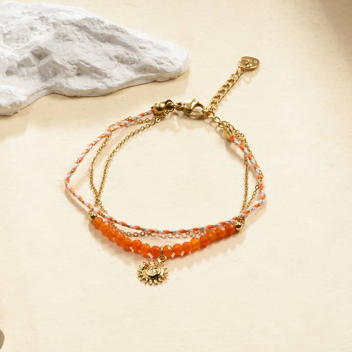 Bracelet dore triple chaîne fil orange pendentif soleil pour la vente par joya