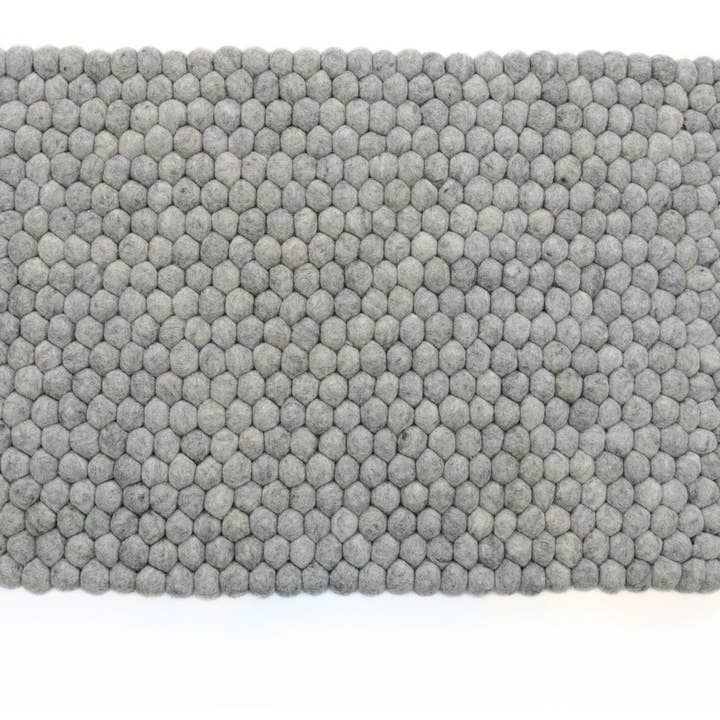 Dark Gray Felt Ball Rug: Handmade Variegated Wool Mat for wholesale by NadaYoga