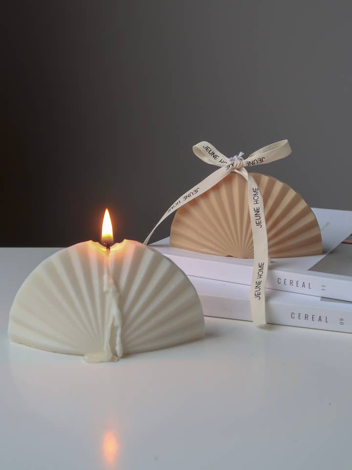 Origami Shell Candle | Valentine's Day for wholesale by Jeune Home