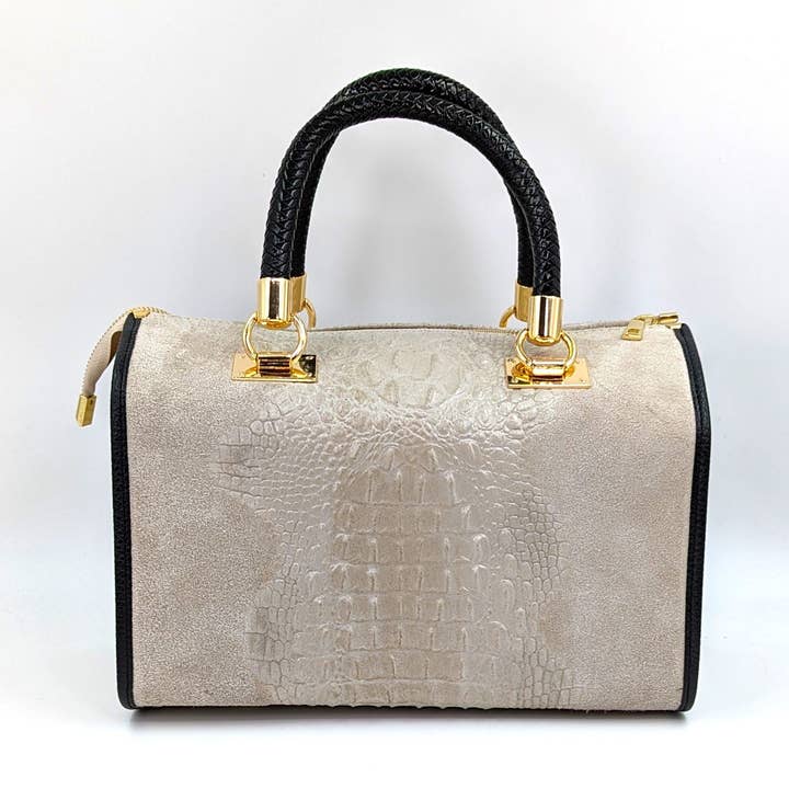 Borsa capiente strutturata super elegante in pelle di coccodrillo con manici in corda laccata e accessori dorati. per la vendita all'ingrosso da parte di Tempest Designs