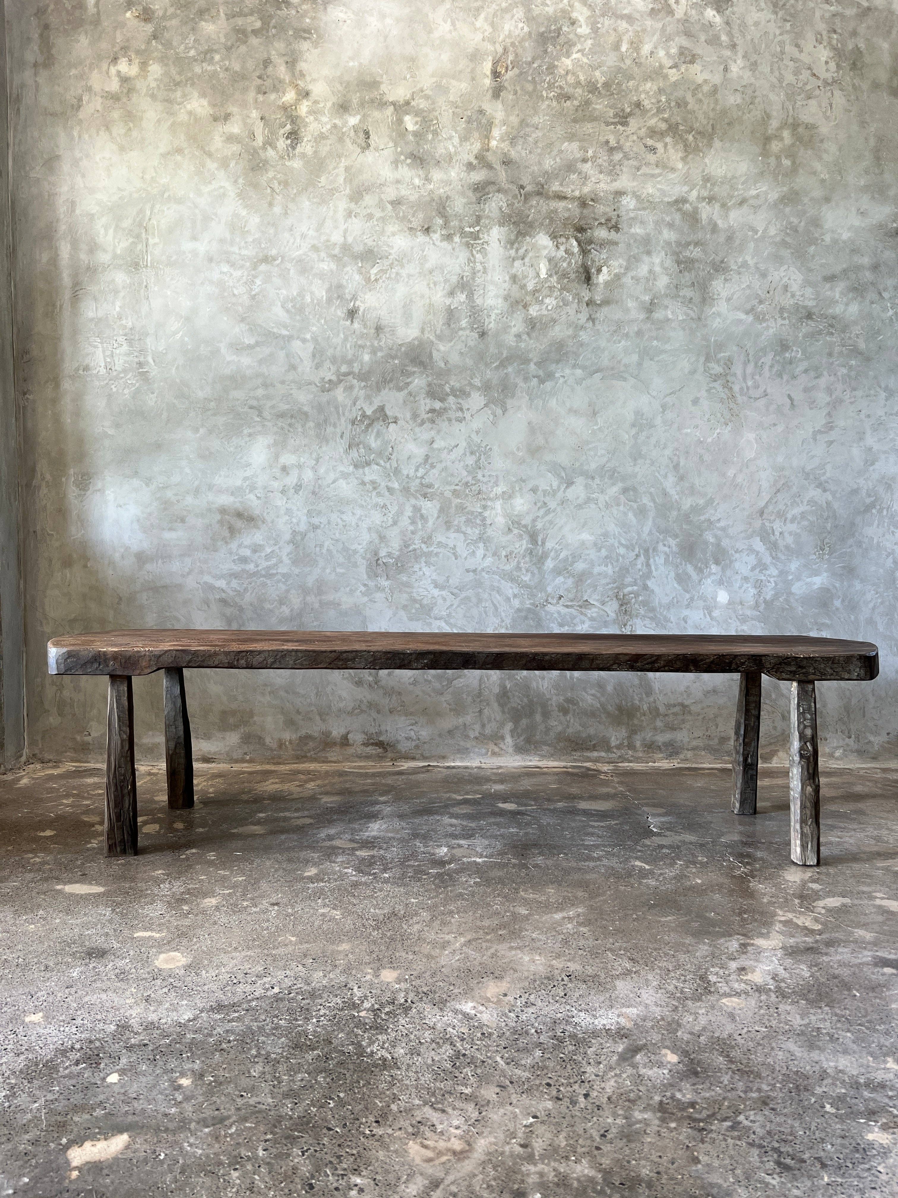 Office Objets - Wholesale Coffee Table - Large round coffee table in antique Asian teak L:2m W:50 H:5013